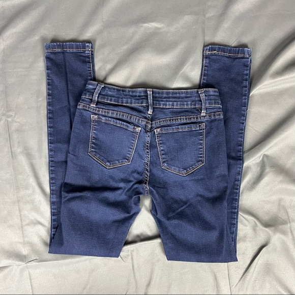 Brazil Low Rise Jegging - Picture 3 of 3